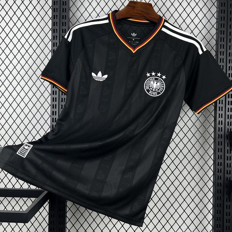 Alemania Tercera Black