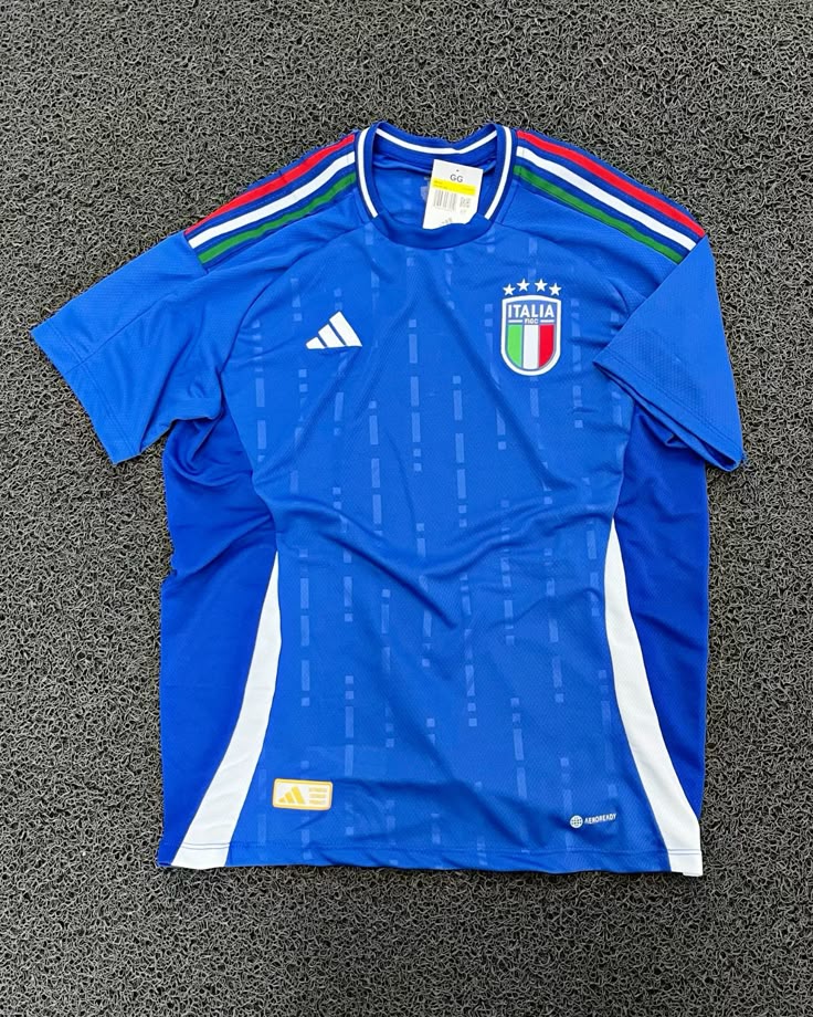 Italia Titular 2025 dorso