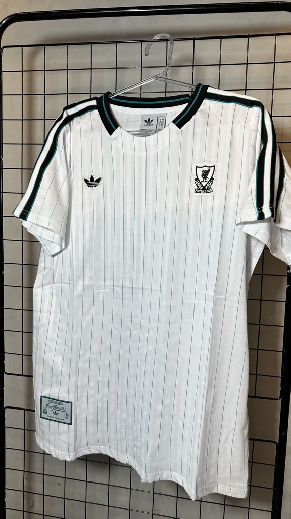 Liverpool Retro Adidas